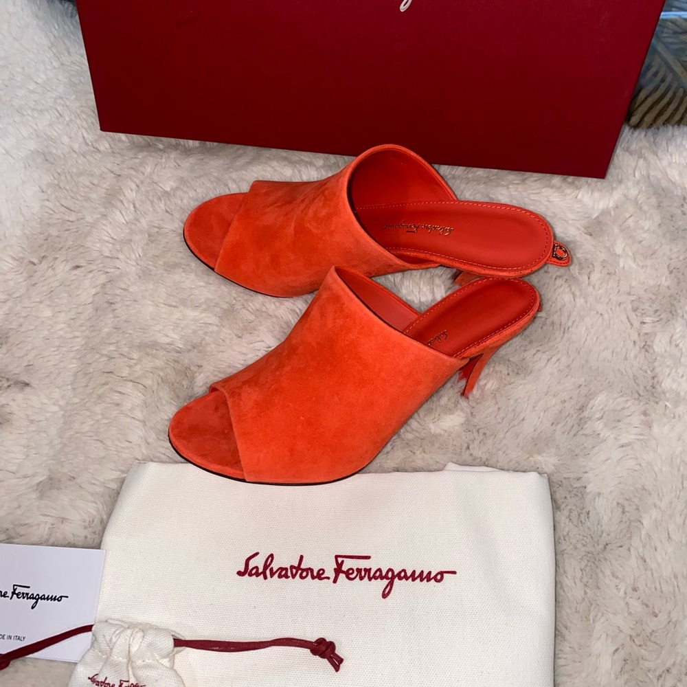 New Authentic Salvatore Ferragamo Sandals